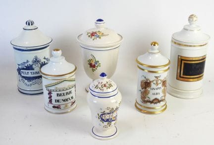 6 POTS A PHARMACIE en porcelaine et faïence polych