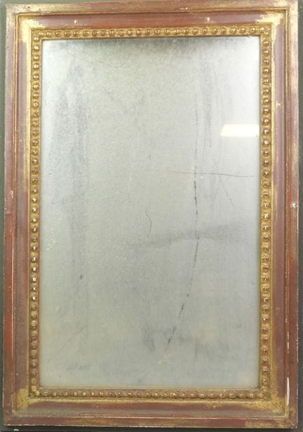 Rectangular gilded wooden mirror adorned with a ro