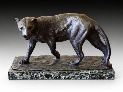 Roger GODCHAUX (1878-1958): Leona girándose. Copia