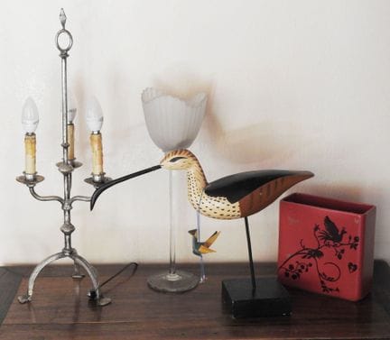 Set of display items including: 1 electrified wrou