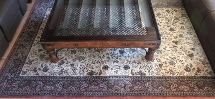 NADIR
A beautiful wool rug with a cream background