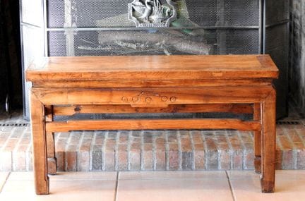 CHINA
Small rectangular bench made of natural wood