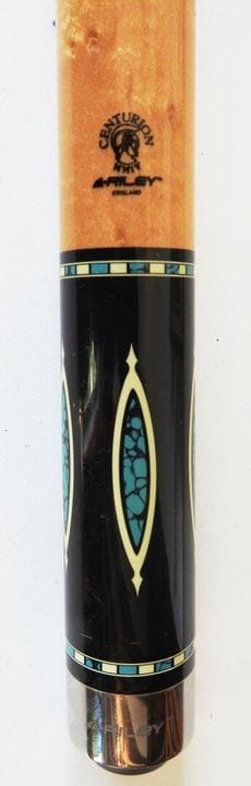 RILEY - England
Wooden pool cue
L.: 148 cm