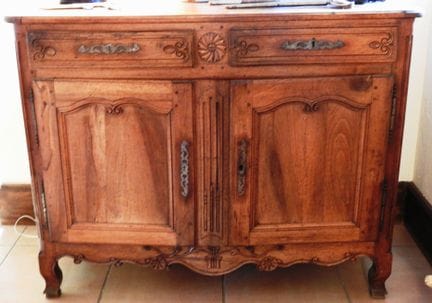 Val de Loire sideboard in walnut, featuring two dr