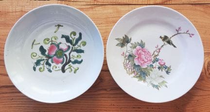 CHINA
Set of 2 porcelain plates—one deep and one s