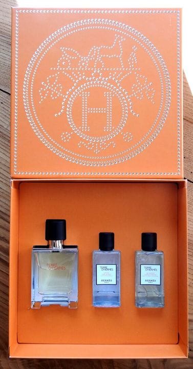 HERMES - Paris
Terre d'Hermès Gift Set, including: