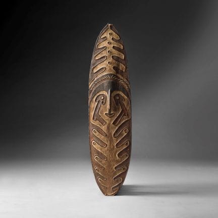 Papua New Guinea - Spirit board. Wood, natural pig
