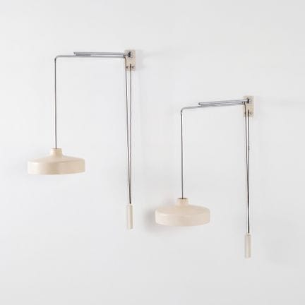 Gino Sarfatti . Due lampade a parete mod. 194N Str