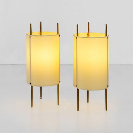 Isamu Noguchi . Due lampade da tavolo mod. 9 Strut