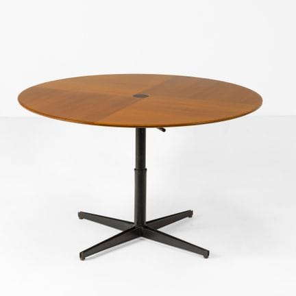 Osvaldo Borsani . Tavolo regolabile mod. T41 Strut