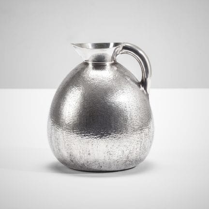 Eros Genazzi . Brocca in argento 800 Puzonatura or