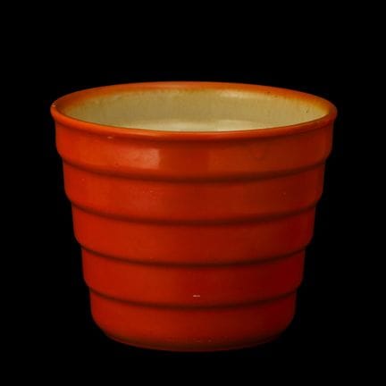 . Italie, années 1940. Vase en faïence moulée à la