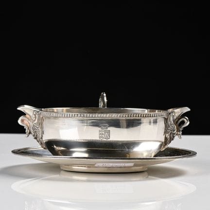 Salsiera con base aderente in metallo argentato, c