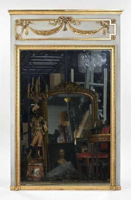 Spiegel mit Holzrahmen aus grün und gold lackierte