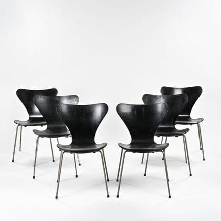 Arne JACOBSEN (1902–1971) 

Set of six Model 3107 