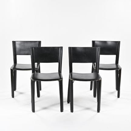 CIDUE ITALIA 

A set of four chairs fully upholste