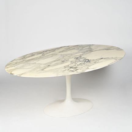 Eero SAARINEN (1910-1961)

Table de salle à manger