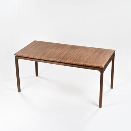 Gérard GUERMONPREZ (XXe siècle)

Table de salle à 