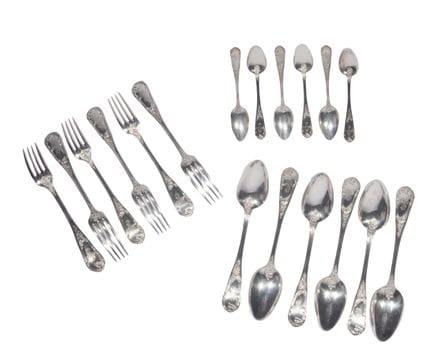 Seis tenedores y seis cucharas soperas de plata co