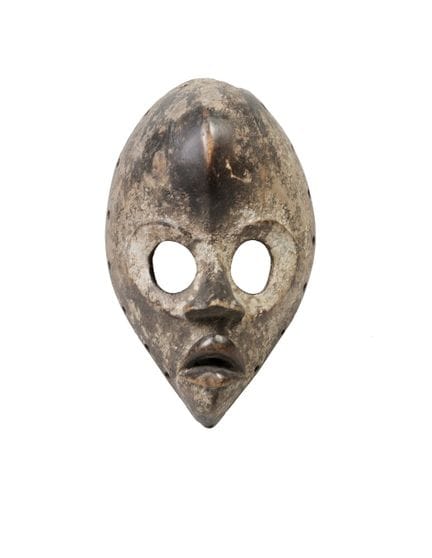 DAN (Costa de Marfil).
Máscara.
Madera tallada con