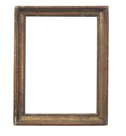 Marco de madera dorada decorado con un friso de pa
