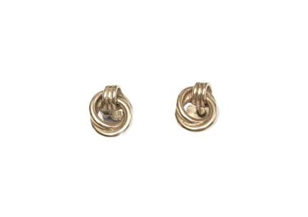 Paire de boutons d'oreille en or jaune 750°/°° à d