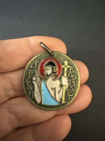 Médaille religieuse en bronze et émail cloisonné, 