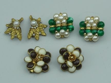 VINTAGE. 3 Paar Vintage-Ohrringe aus vergoldetem o