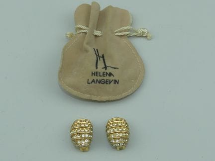 Helena LANGEVIN. Ein Paar Ohrringe aus vergoldetem