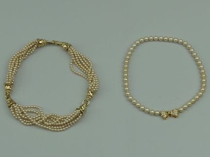 VINTAGE-COUTURE. 2 Vintage-Halsketten im „Couture“