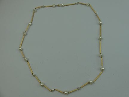 BICHE DE BERE. Lange Halskette mit Modeschmuckperl