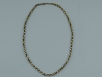 VOGUE BIJOUX. Collar largo vintage de malla trenza