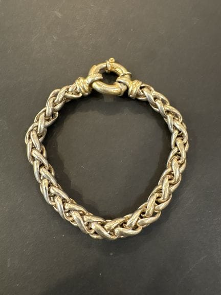 Armband aus 925er Silber. Länge: 20 cm. Gewicht: 4