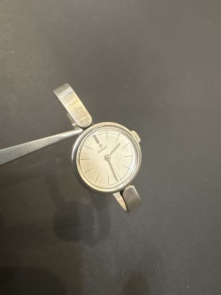 Azur. Vintage silver ladies' watch. Baton hour mar