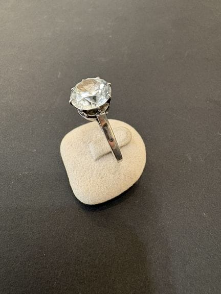 Bague ancienne en argent 800°/°° (sanglier). Taill