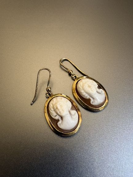 Paire de pendants d'oreilles en argent 800°/°° et 