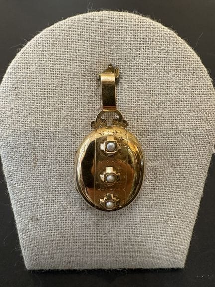 Andenken-Anhänger aus 750er Gelbgold (Pferdekopf-P
