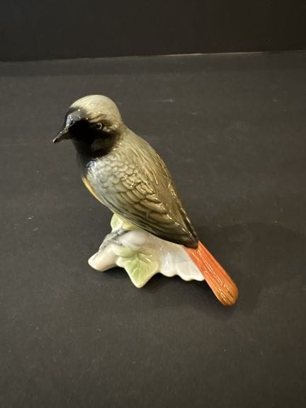 KARL ENS (Deutschland). Rotschwanz.
Höhe: 8 cm