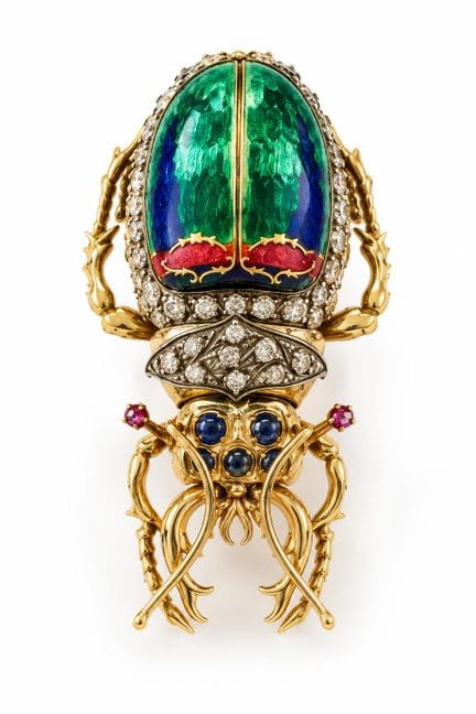 BROCHE SCARABÉE OR  ÉMAIL, DIAMANTS ET PIERRES DE 