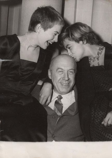FRANÇOISE SAGAN UND JEAN SEBERG 
In Begleitung des
