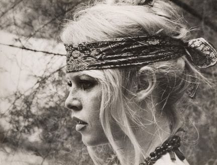 BRIGITTE BARDOT – MODEIKONE AUS SAINT-TROPEZ 
Als 