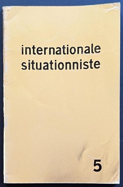 INTERNATIONAL SITUATIONIST 
Central Bulletin edite