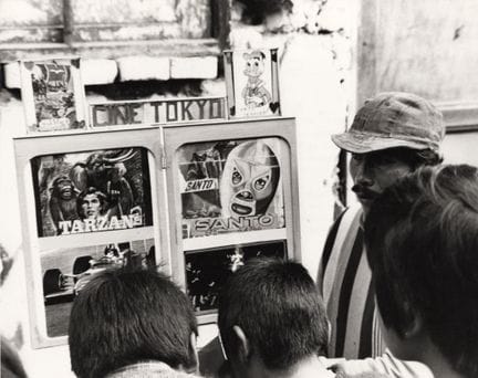 KINO AUF DER STRASSE 
In Oruro – Bolivien, 1978. 
