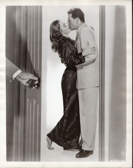 ELEANOR PARKER Y BILL TRAVERS
Durante el rodaje de