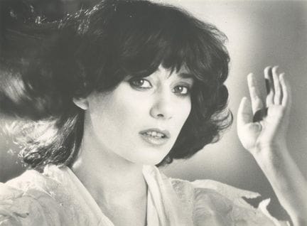 VALÉRIE LAGRANGE
Fotografia promozionale.
Sul retr