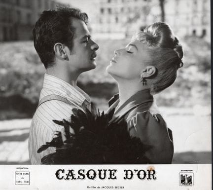 SIMONE SIGNORET Y SERGE REGGIANI
Escena de la pelí