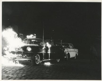INCENDIO SUL SET
Stampa analogica
24 x 30 cm
Nota: