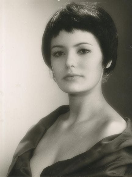 JEANNE VALÉRIE
Fotografia promozionale.
Sul retro,