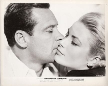 GRACE KELLY Y WILLIAM HOLDEN
Primer plano, extraíd