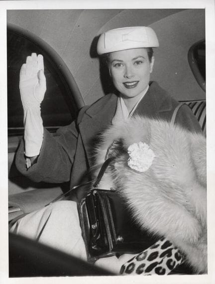GRACE KELLY
Actriz de Hollywood, futura princesa d